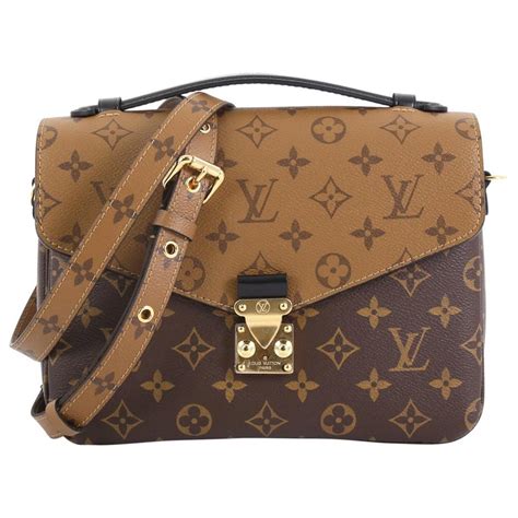 louis vuitton metis pochette|Louis Vuitton reverse pochette metis.